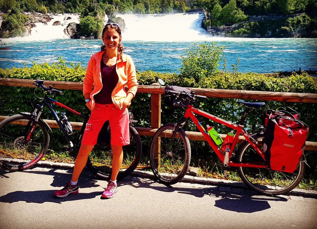 Aline vor dem Rheinfall
